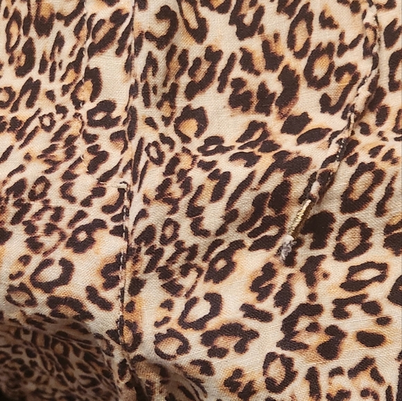 Lovely linen shorts Chicos sz 3 - Picture 3 of 5